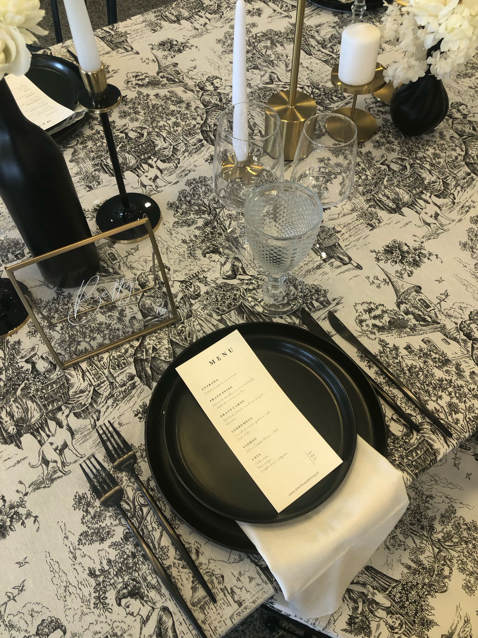 Toalha Toile de Jouy Preta