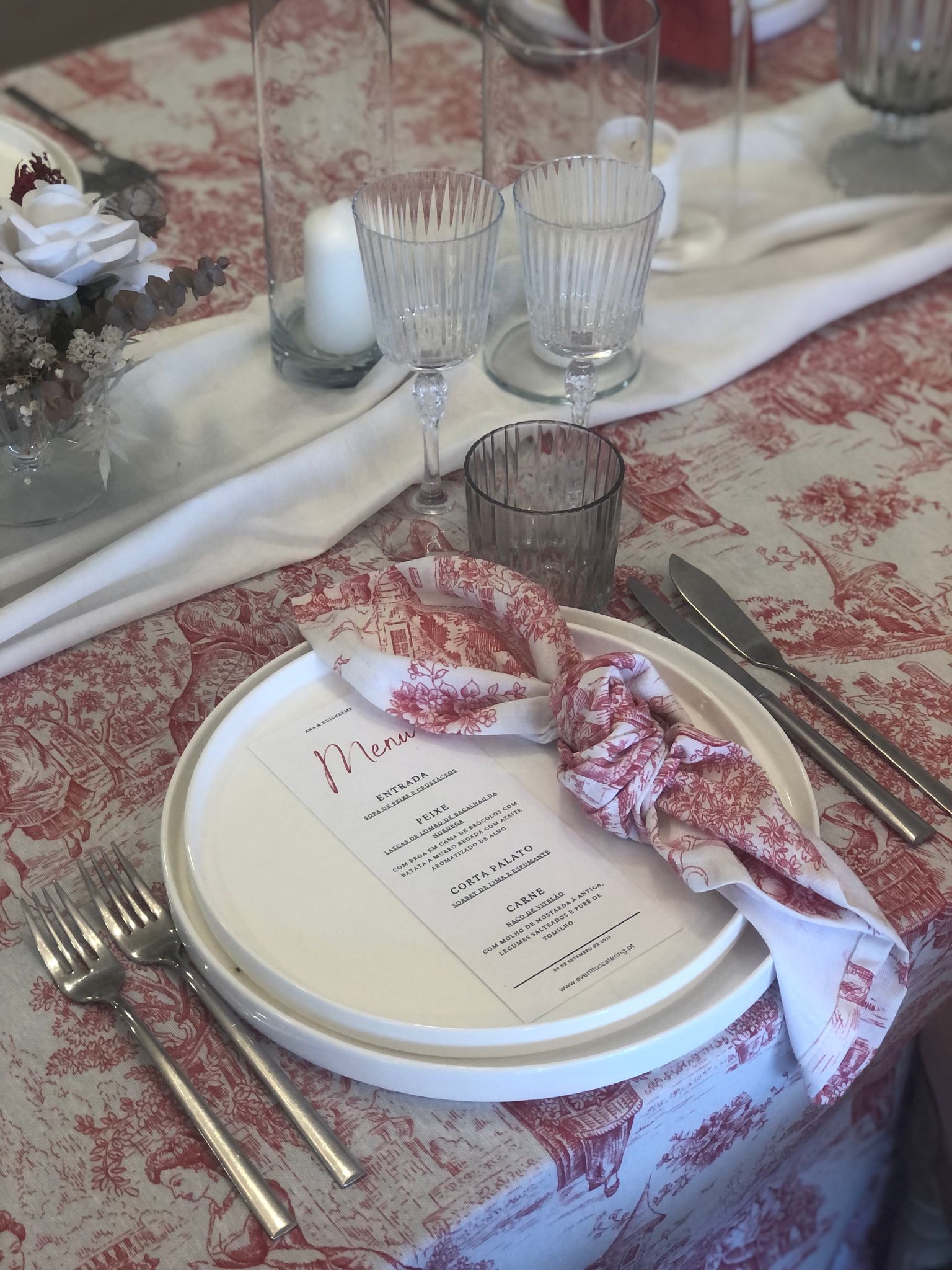 Toalha Toile de Jouy Vermelha