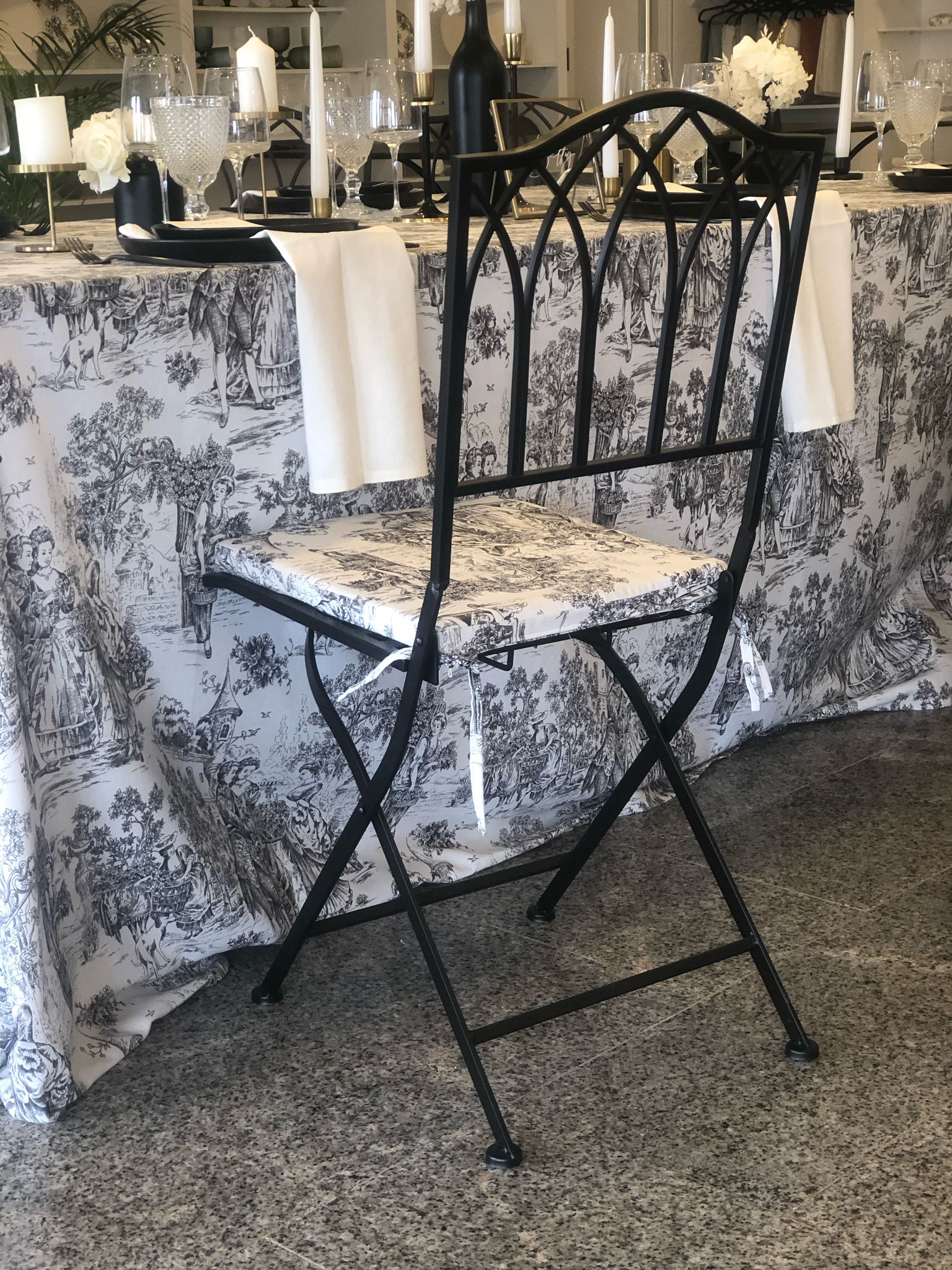 Toalha Toile de Jouy Preta