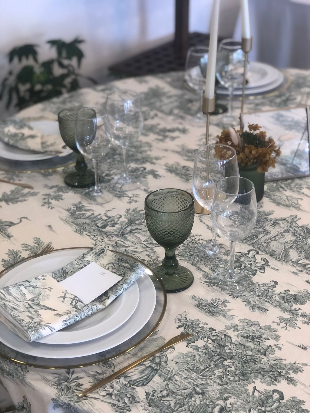 Serviette en carreaux antiques