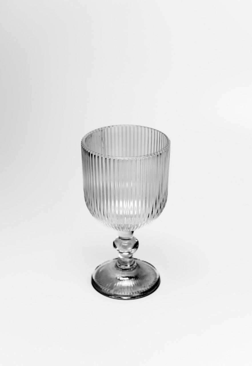 Copo de Riscas com pé Transparente