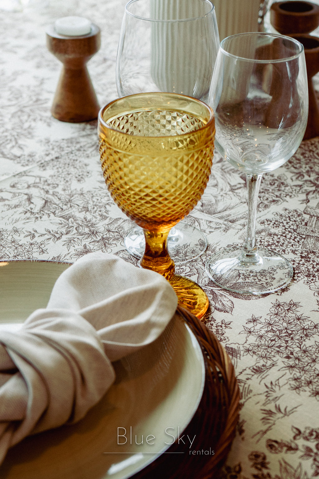 Serviette en carreaux antiques