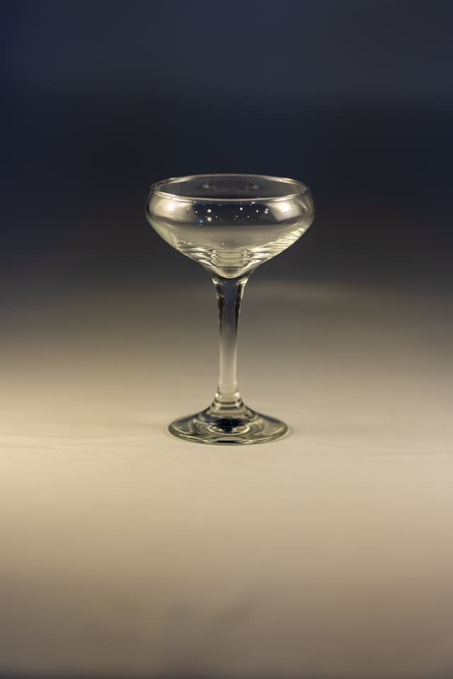 Verres pour la tour à vin mousseux